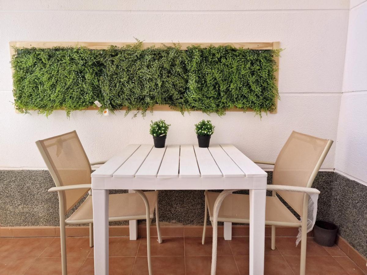 Precioso Bajo Con Jardin En Vera Exterior foto